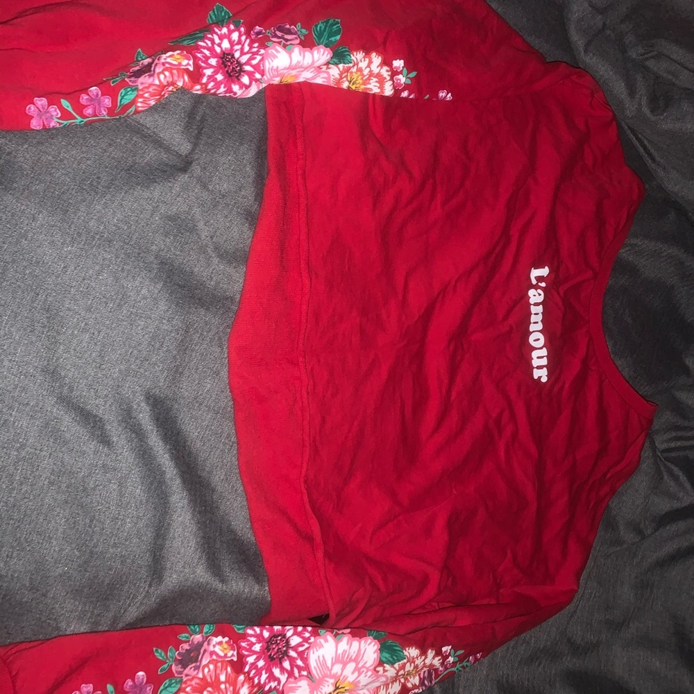 Long sleeve crop top
